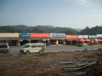 Boten, a Small Lao Town of the Border between Laos and China, Luang Namtha Province (Dec. 2007, Mr. Shinichi Kawae)